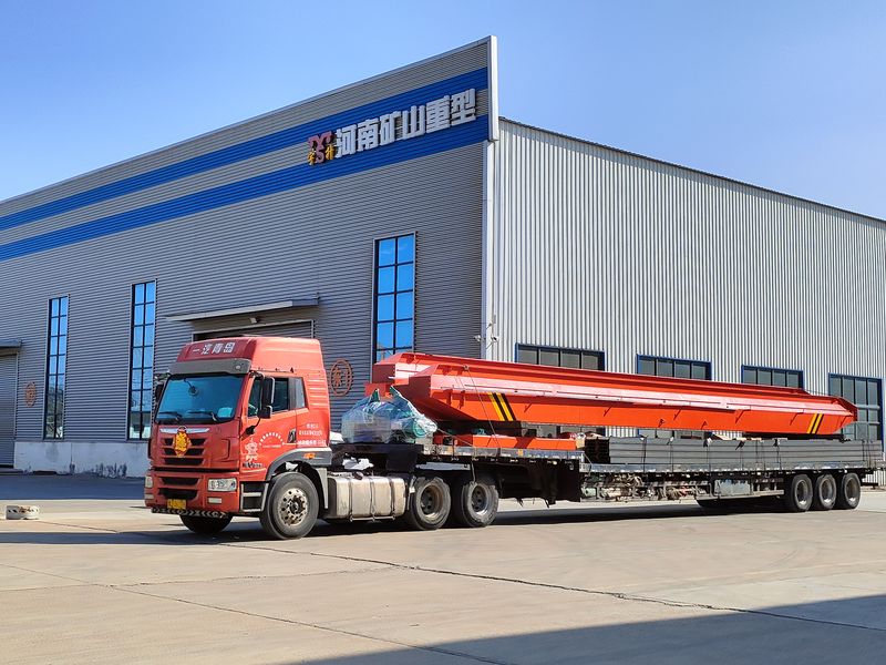 電動單梁起重機，LD20t-26.8m，4臺，發(fā)往石家莊交付客戶使用。