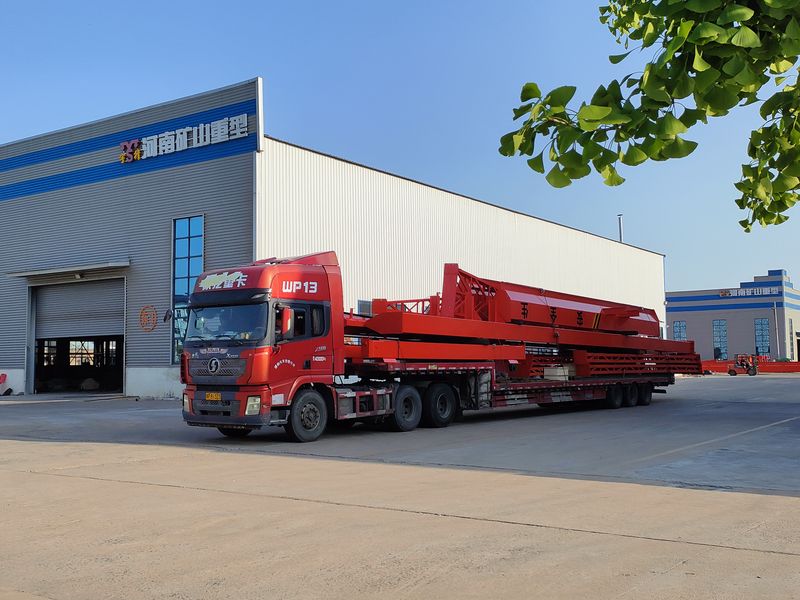 電動葫蘆門式起重機(jī) 2臺 MHxh10t—25m 外懸5/5m MHxh5t—23m 外懸4.5/4.5m 制作完成，發(fā)往青海交付客戶使用