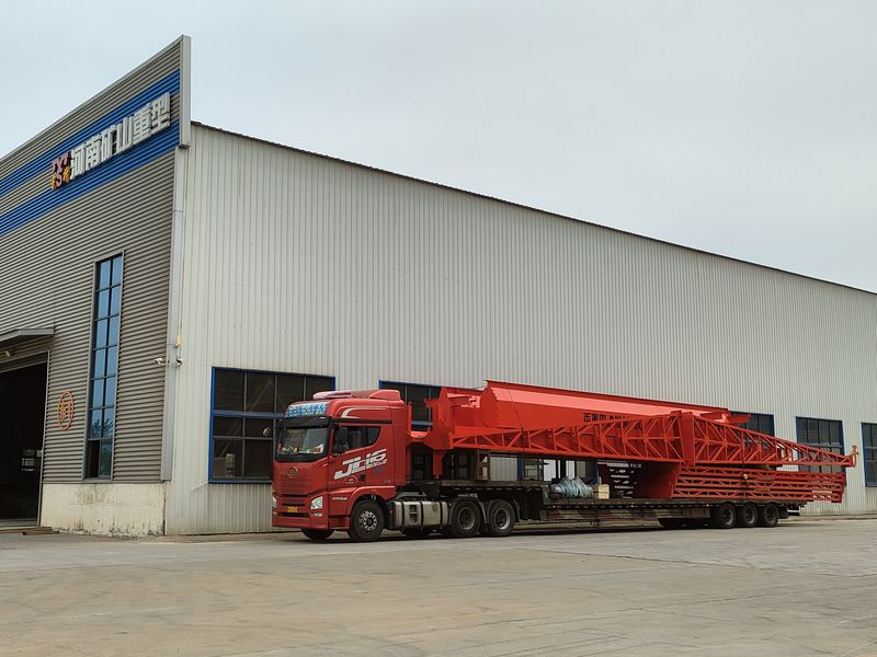 電動葫蘆門式起重機(jī) 2臺 MHxh10t—27m 制作完成，發(fā)往甘肅蘭州交付客戶使用