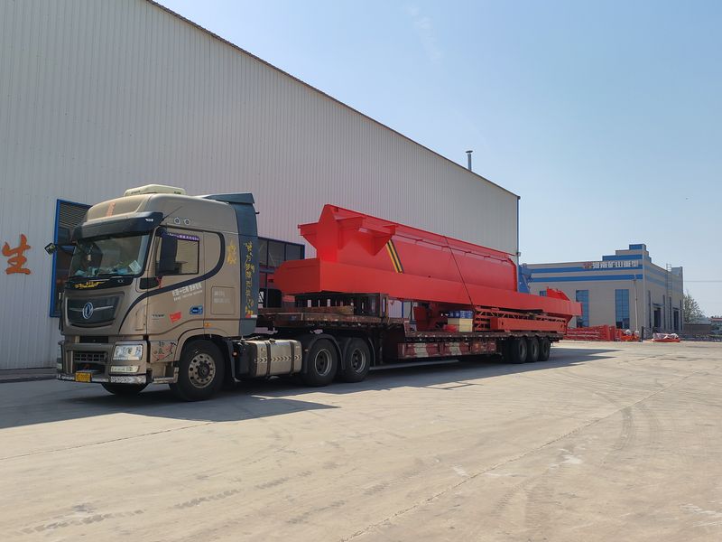 電動葫蘆門式起重機(jī) MHxh16t—32m 制作完成，發(fā)往新疆交付客戶使用。